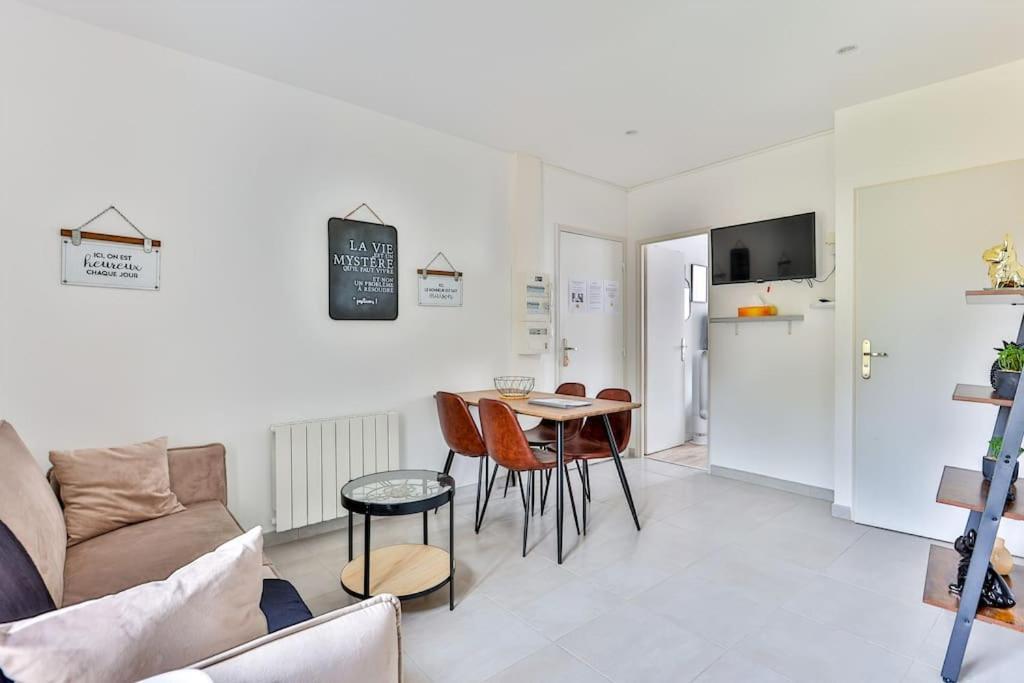 L'Escale - Proche Gare #Charente Apartment Le Gond-Pontouvre Bagian luar foto